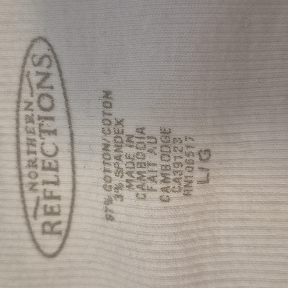 🦜NORTHERN REFLECTIONS White Tank Top w/ Lace trim  - L - Picture 5 of 7